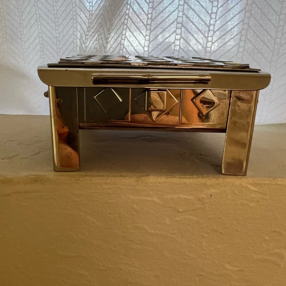 Men’s heavy duty welded metal toolbox jewelry holder-RARE